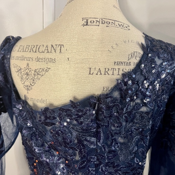 Long Sleeve Mother of The Bride Dresses for Wedding and Holidays celebration S22 - Picture 5 of 10